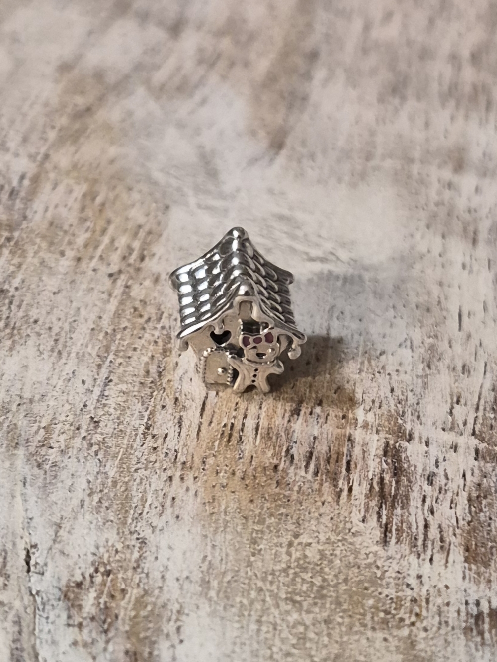 Pandora Silver Gingerbread House Retired Charm